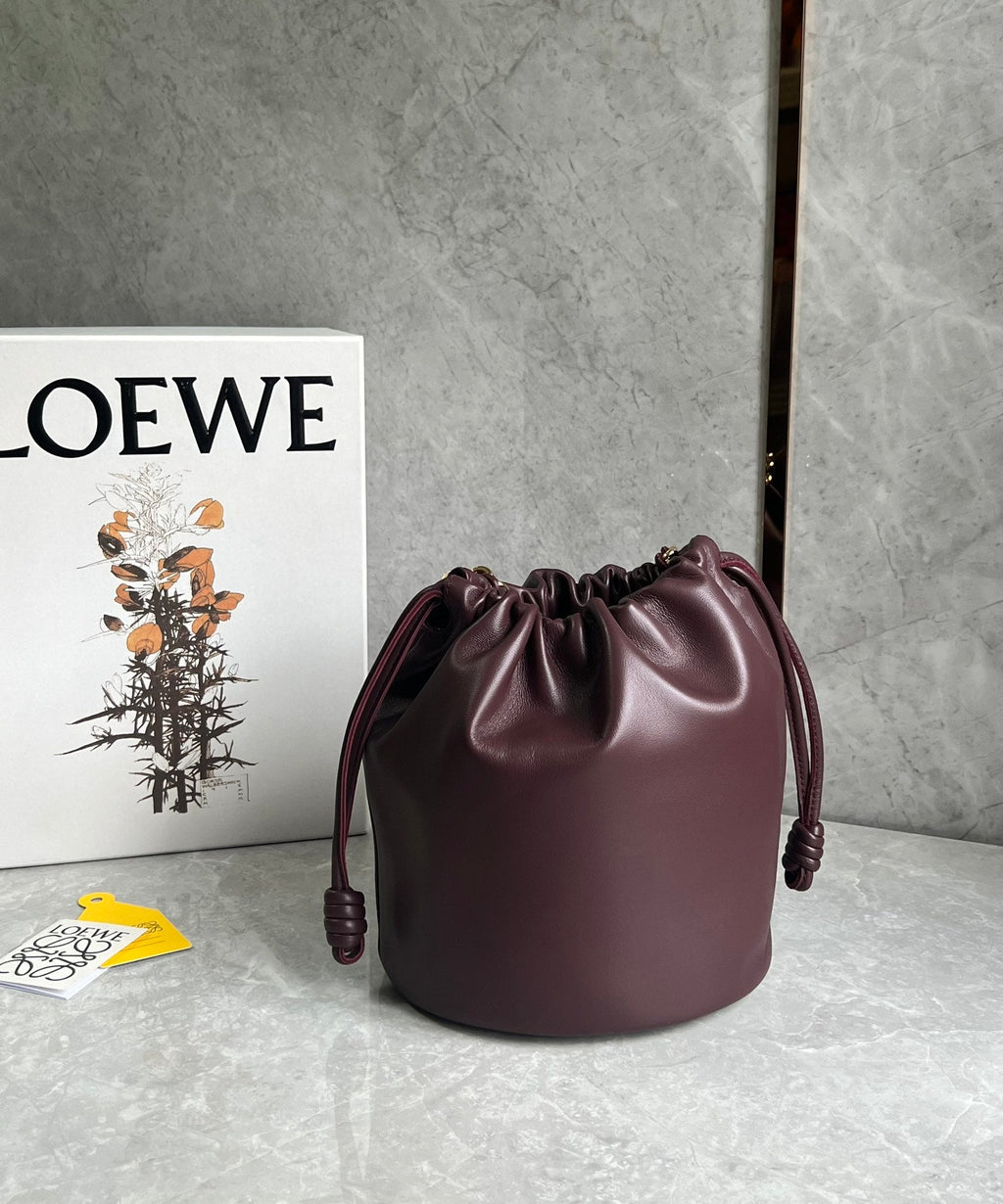LOEWE LOE 32 FLAMENCO PURSE BUCKET IN DARK BURGUNDY MELLOW NAPPA LAMBSKIN