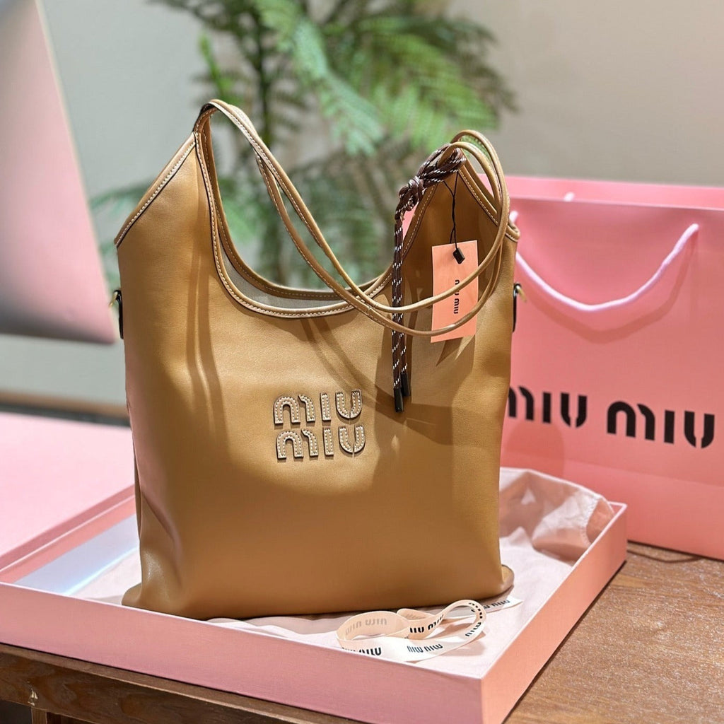 MIU MIU TOTE 30 BAG IN CARAMEL BROWN CALFSKIN