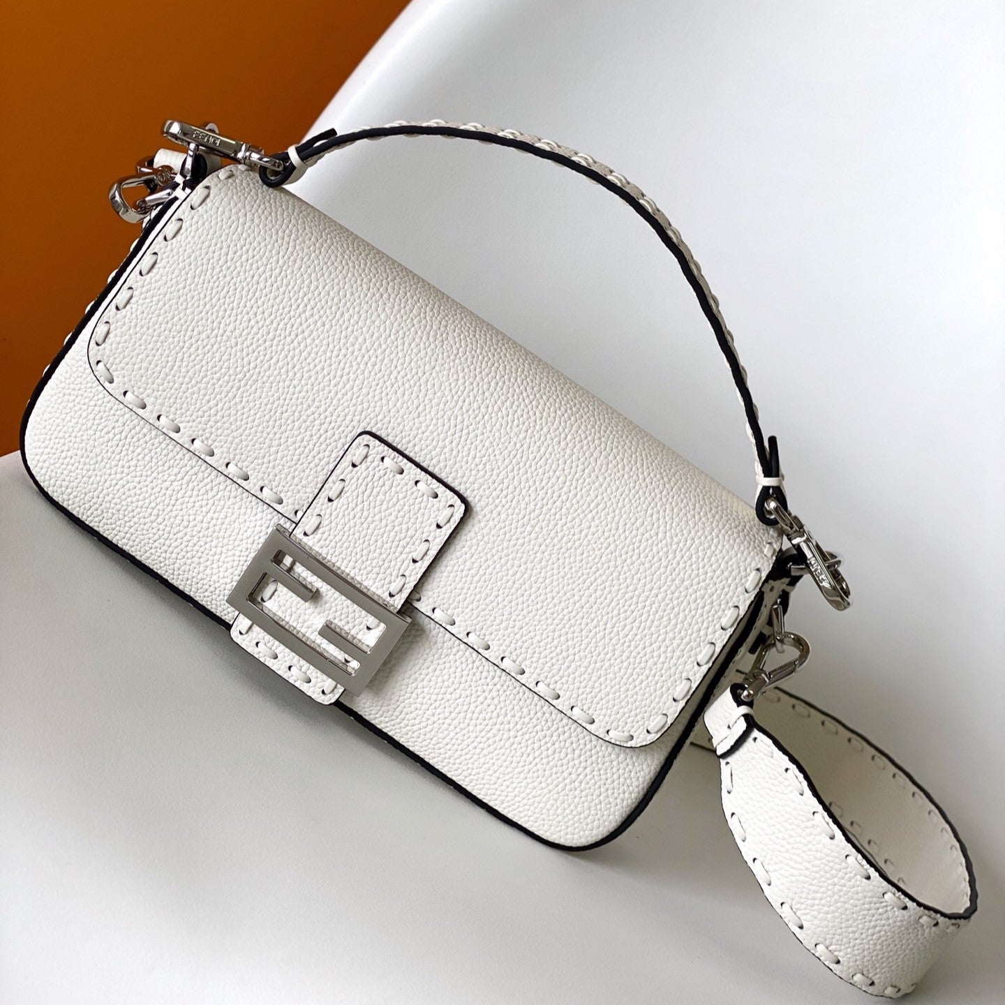 FENDI Fend Baguette 27 Bag White Calfskin Shw