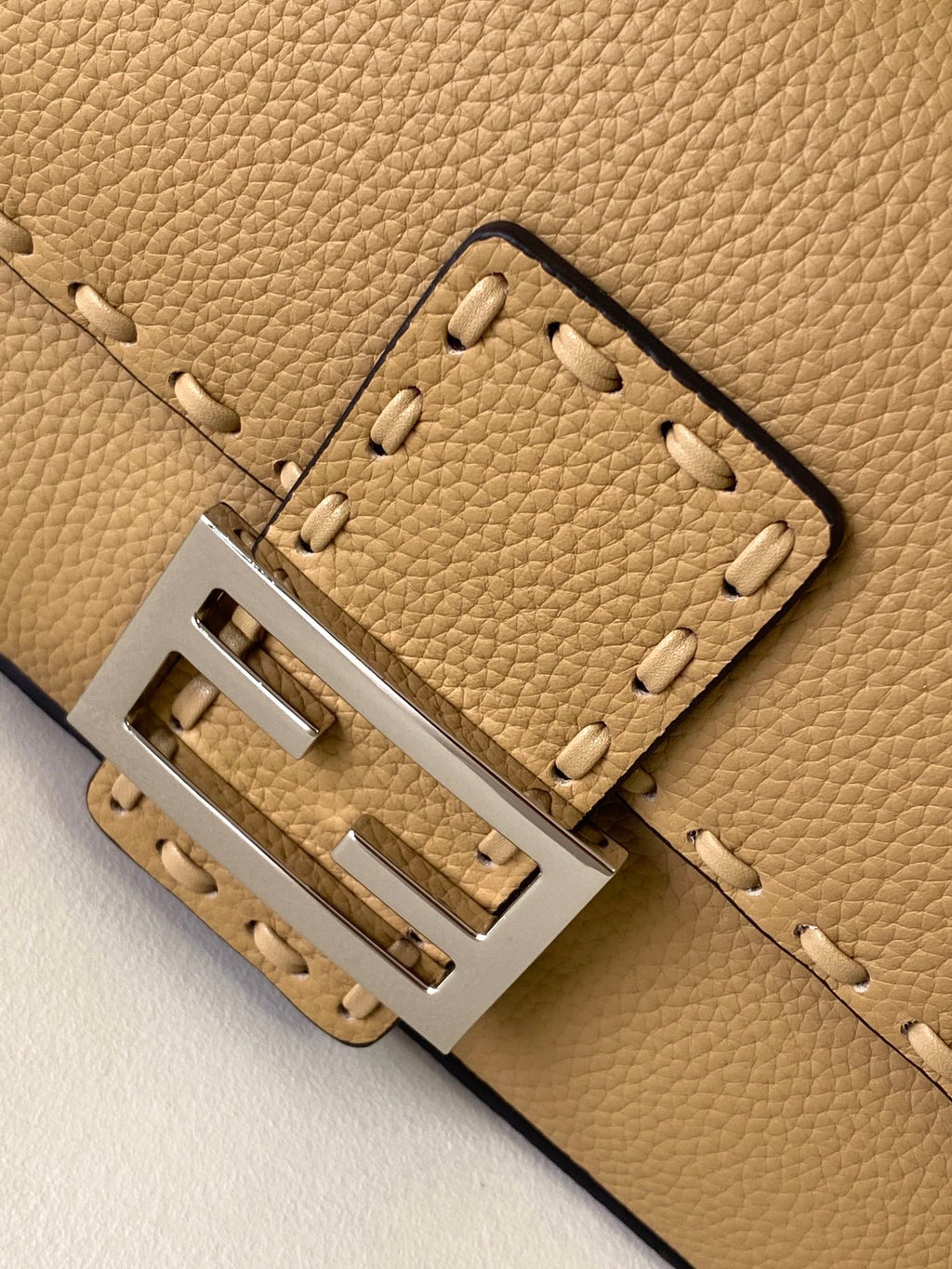 FENDI Fend Baguette 27 Bag Light Brown Calfskin Shw