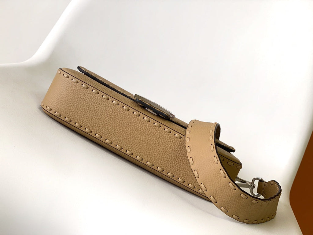 FENDI Fend Baguette 27 Bag Light Brown Calfskin Shw