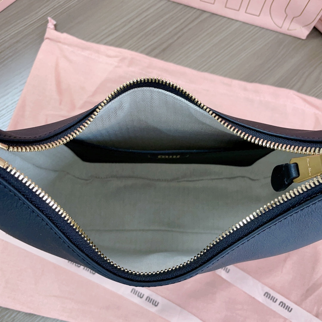 MIU MIU HOBO BAG 27 IN BLACK CALFSKIN