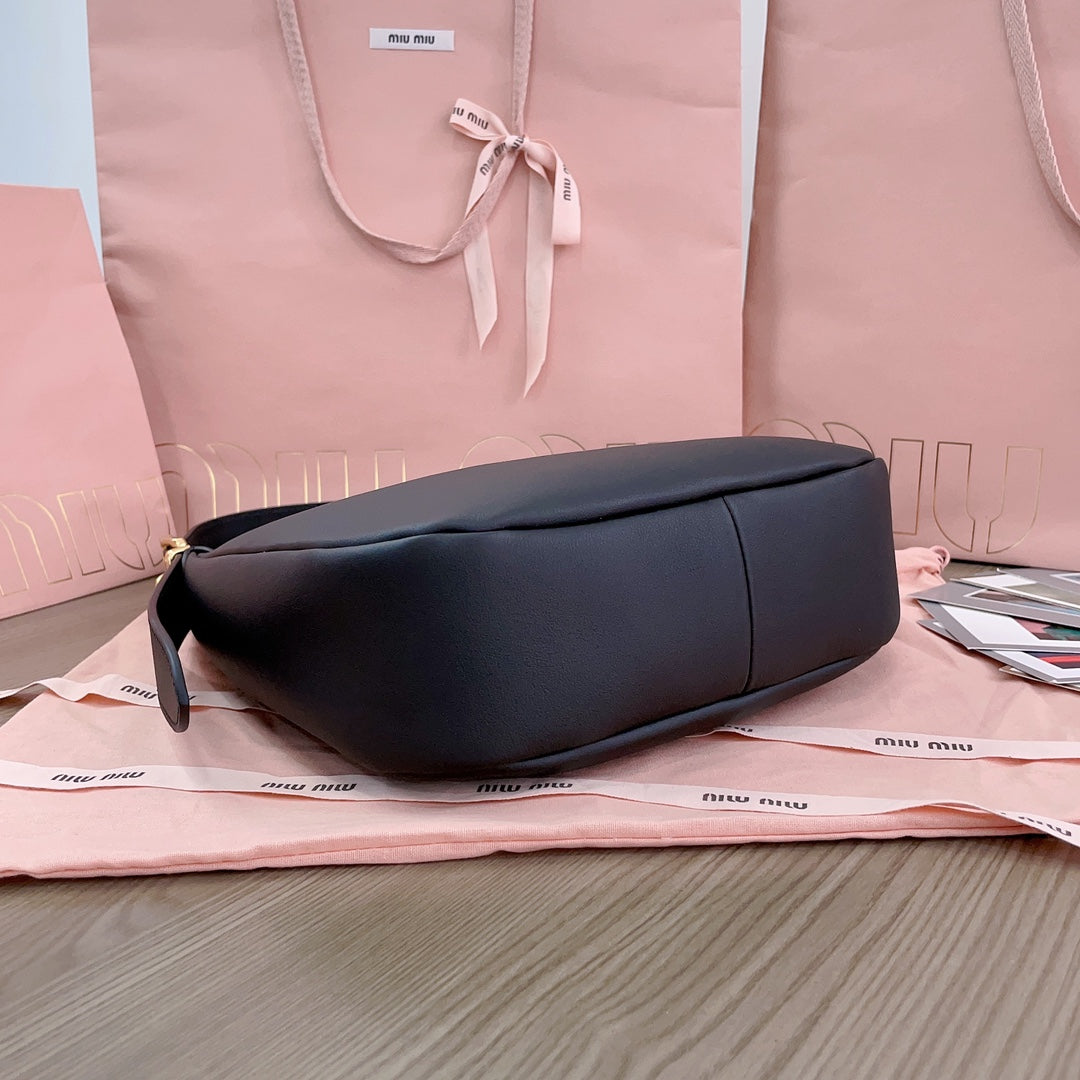 MIU MIU HOBO BAG 27 IN BLACK CALFSKIN