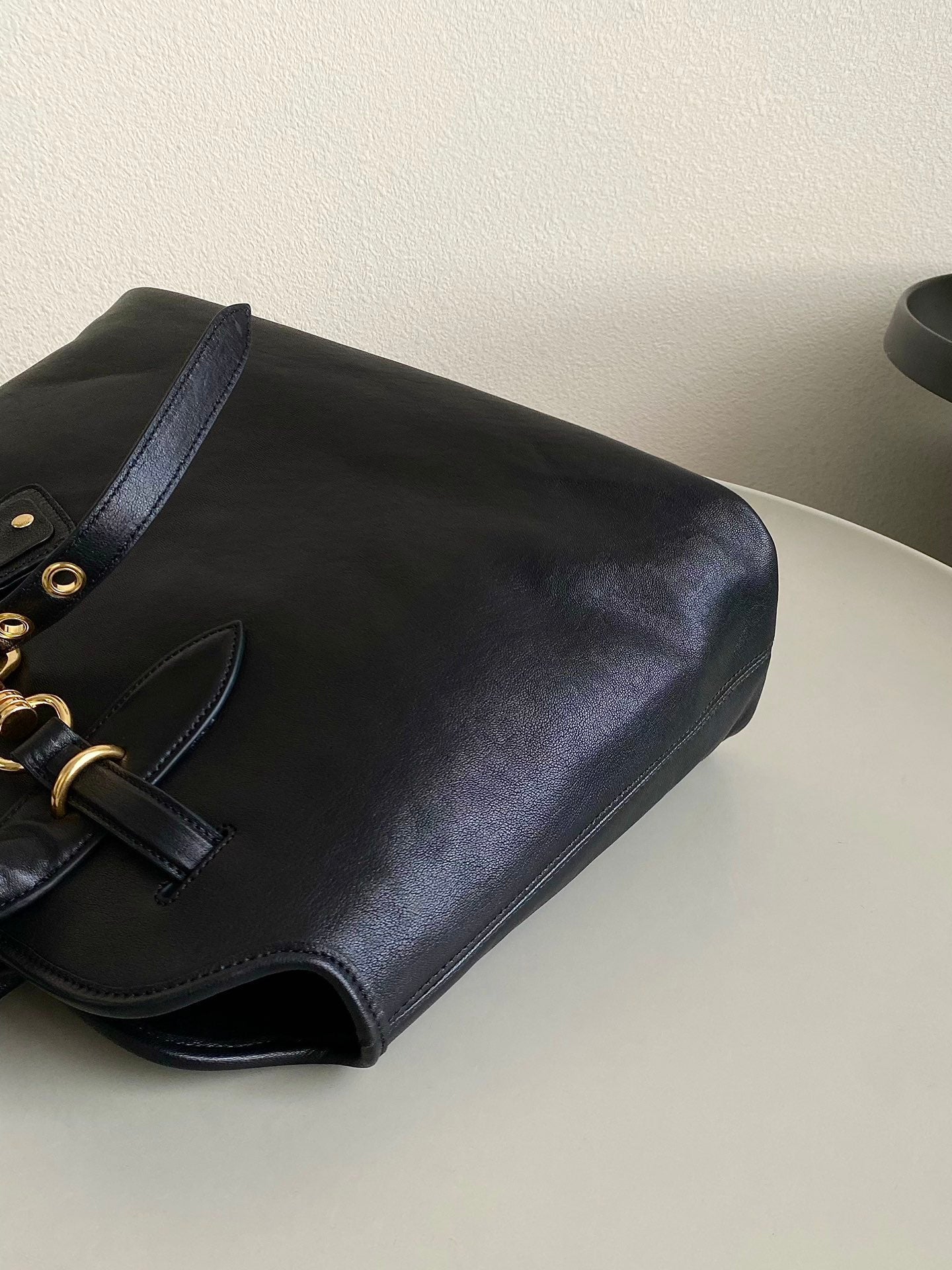 MIU MIU LARGE HANDBAG 40 IN BLACK CALFSKIN