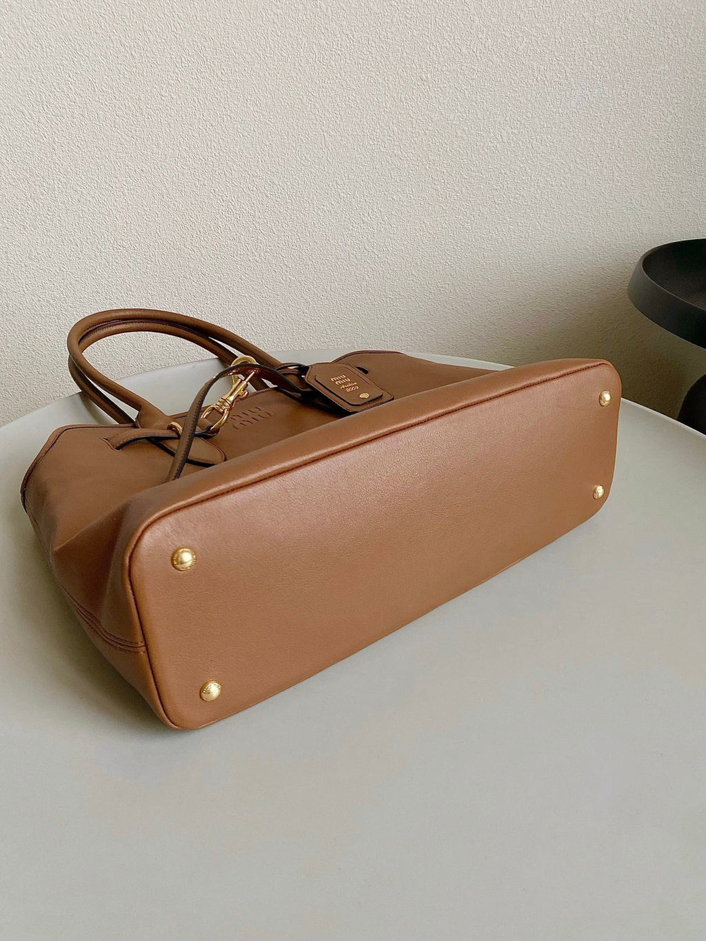 MIU MIU LARGE HANDBAG 40 IN CINNAMON BROWN CALFSKIN