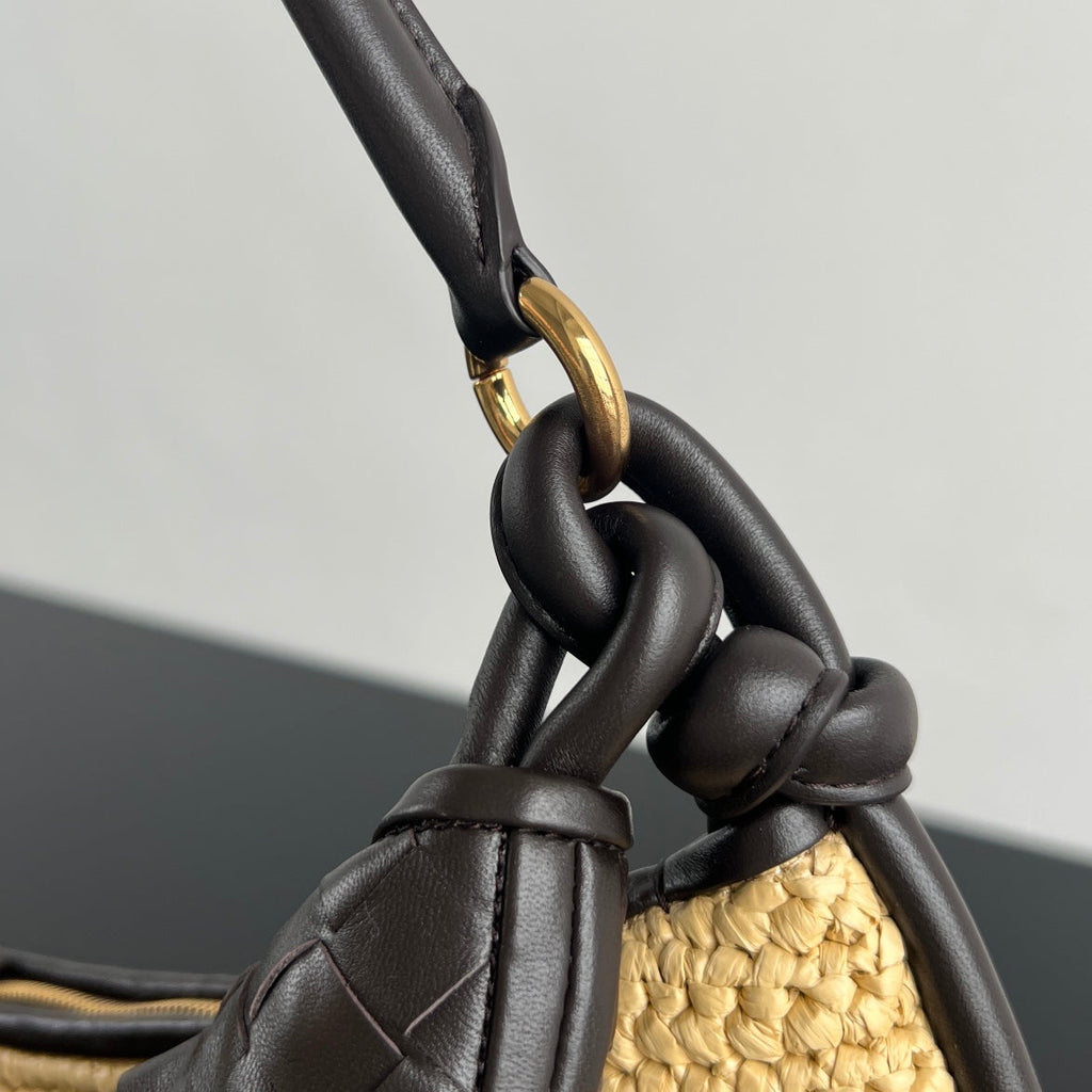 BOTTEGA VENETA GEMELLI SHOULDER BAG 36 IN BEIGE RAFFIA AND FONDANT LAMBSKIN