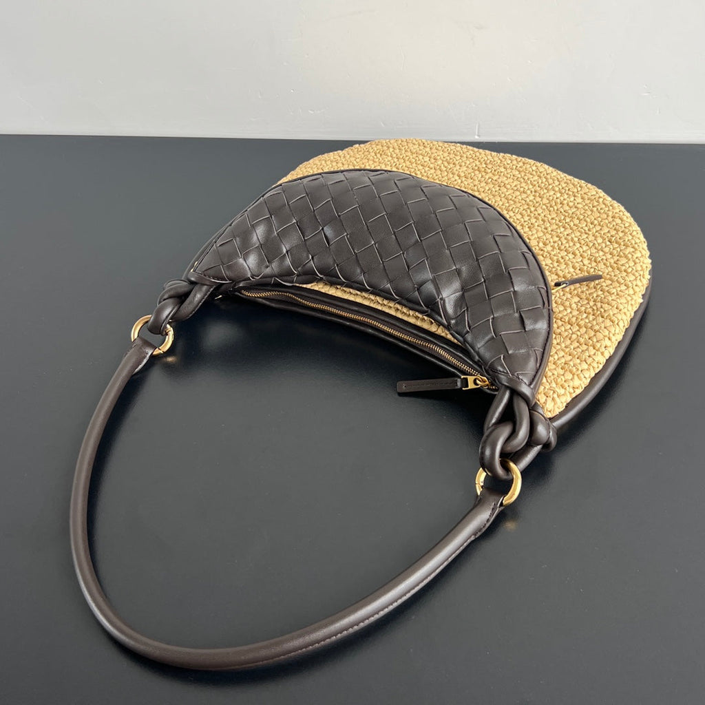 BOTTEGA VENETA GEMELLI SHOULDER BAG 36 IN BEIGE RAFFIA AND FONDANT LAMBSKIN