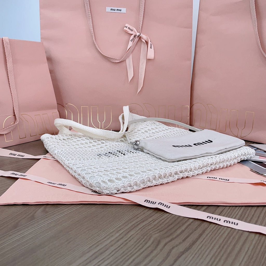MIU MIU IVY TOTE BAG 40 IN WHITE MESH