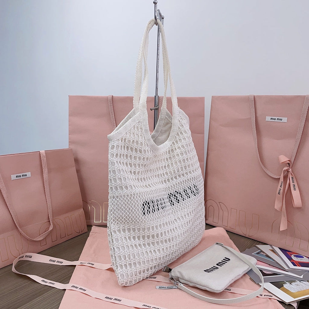MIU MIU IVY TOTE BAG 40 IN WHITE MESH