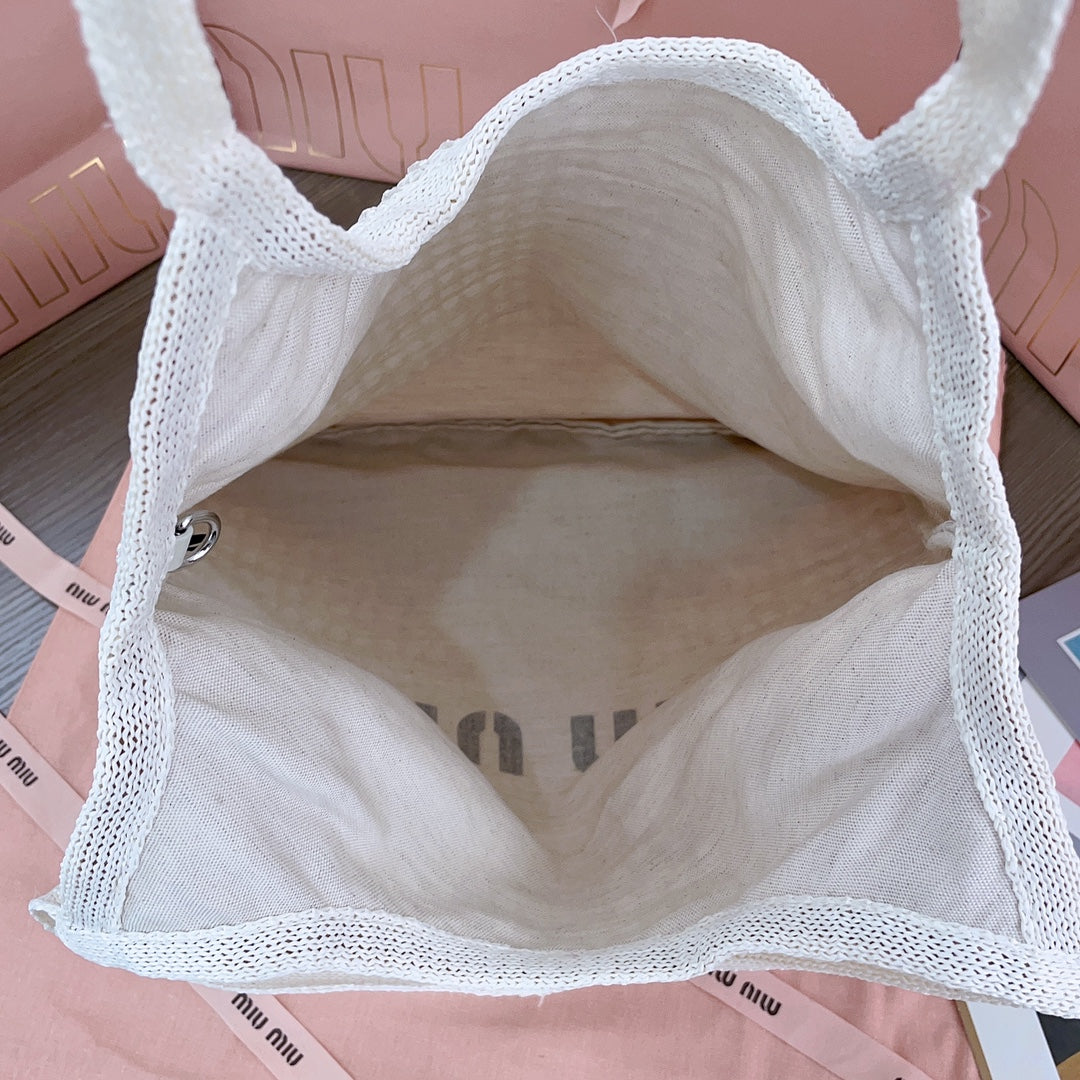 MIU MIU IVY TOTE BAG 40 IN WHITE MESH