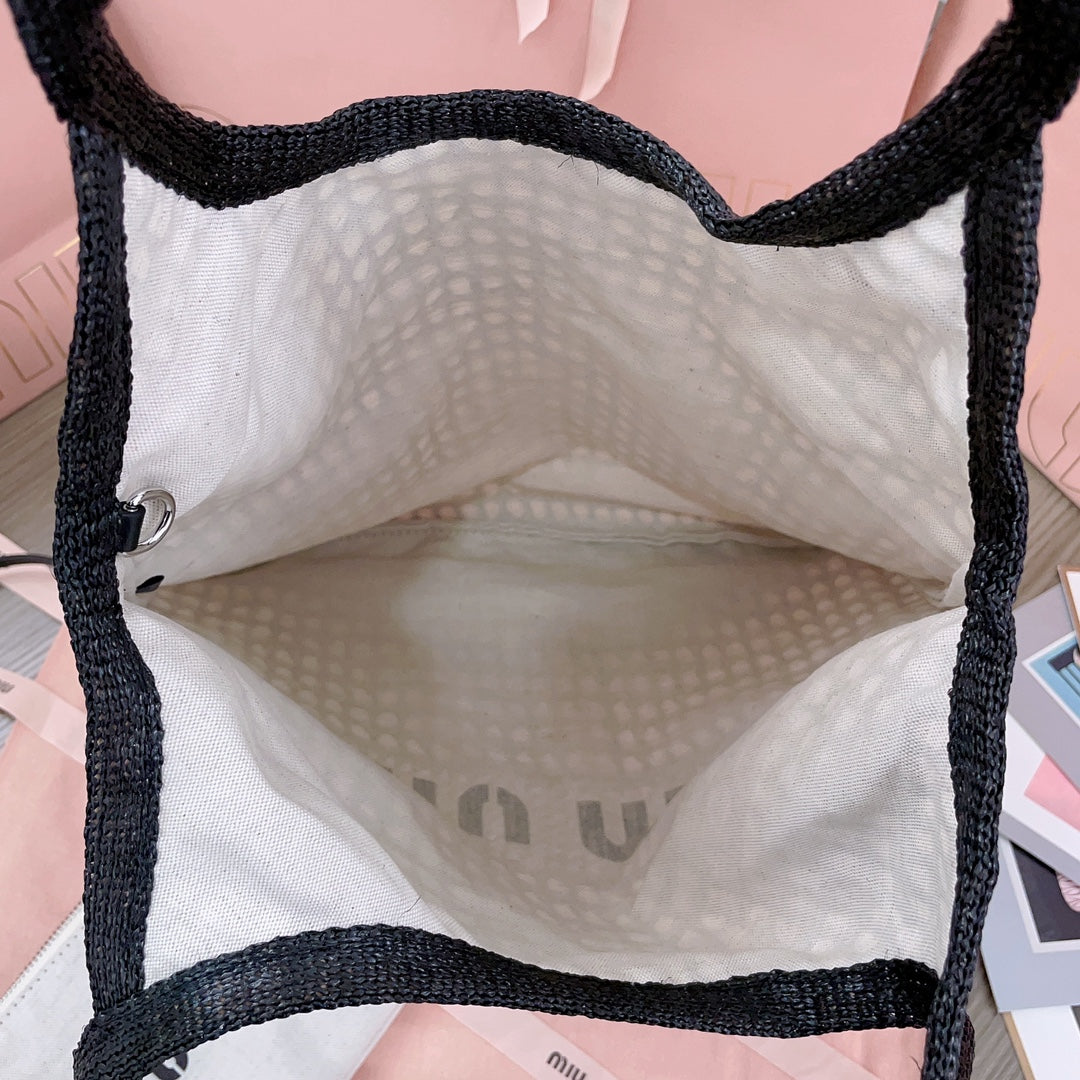 MIU MIU IVY TOTE BAG 40 IN BLACK MIX WHITE MESH