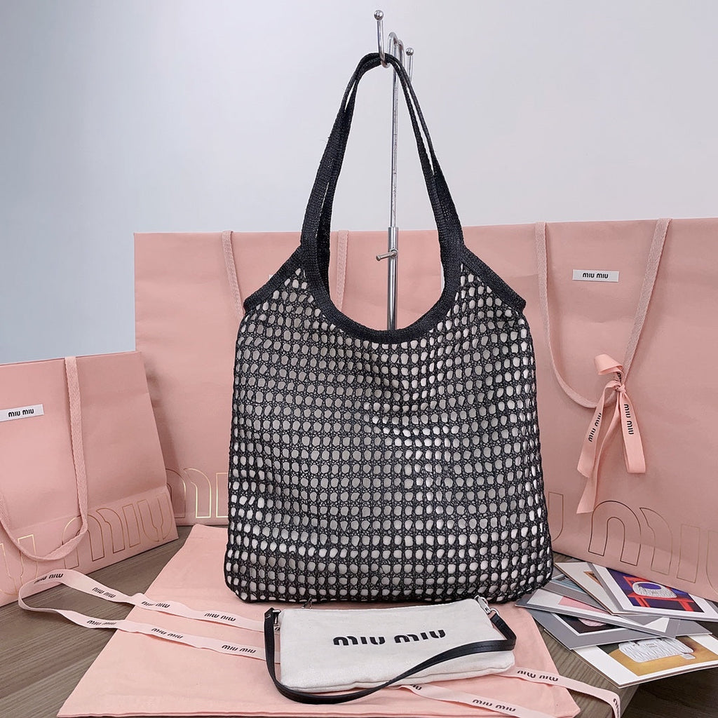 MIU MIU IVY TOTE BAG 40 IN BLACK MIX WHITE MESH