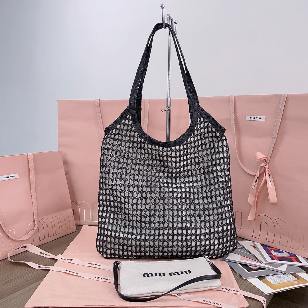 MIU MIU IVY TOTE BAG 40 IN BLACK MIX WHITE MESH