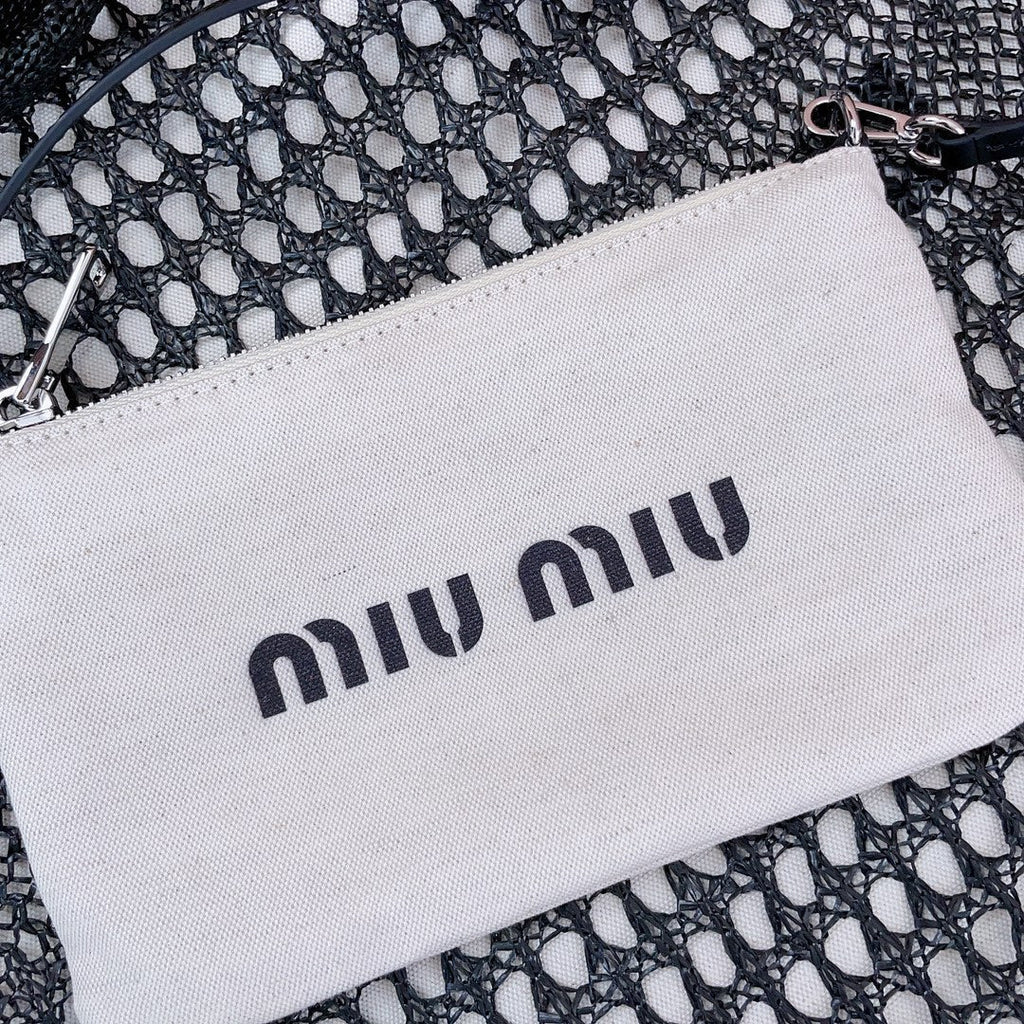 MIU MIU IVY TOTE BAG 40 IN BLACK MIX WHITE MESH
