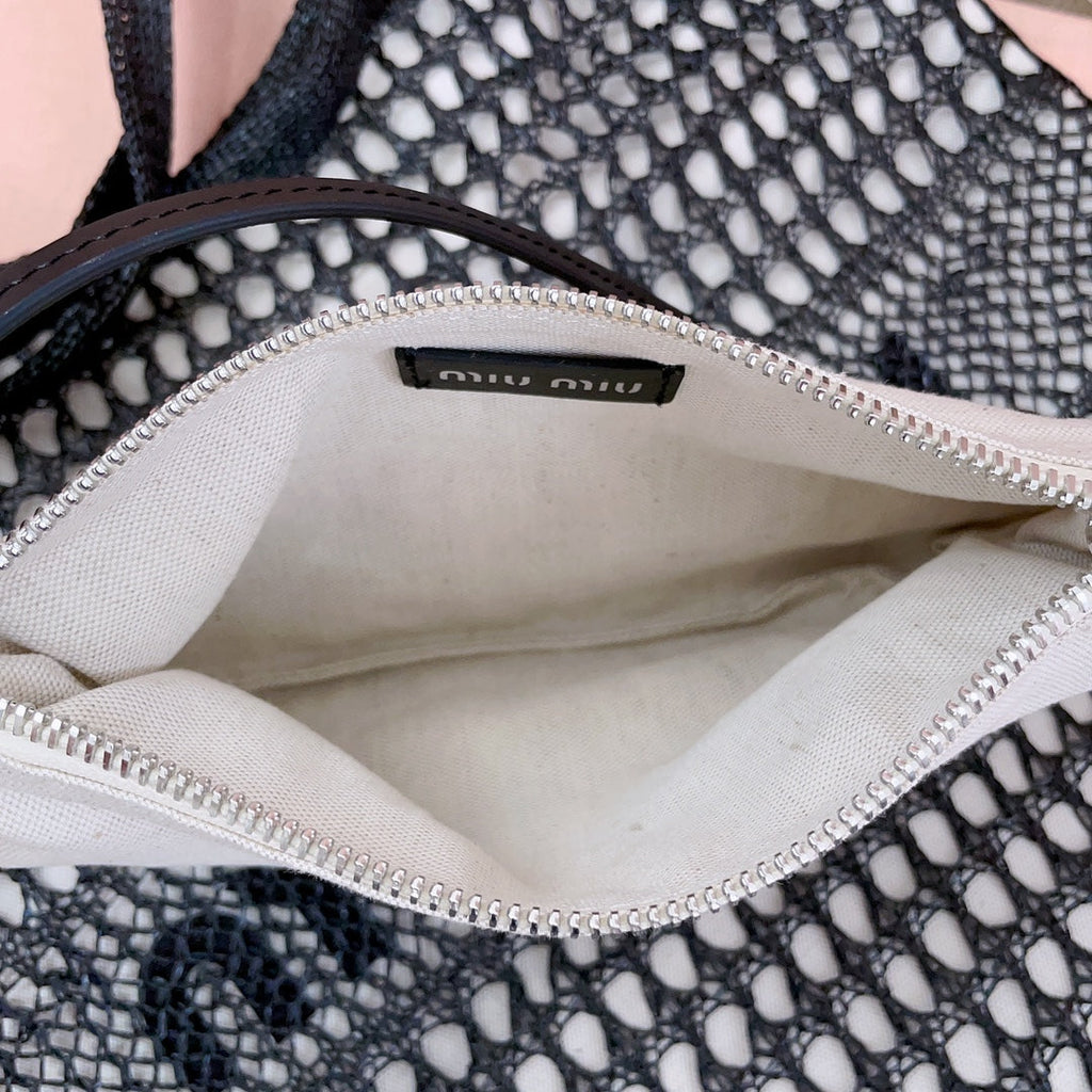 MIU MIU IVY TOTE BAG 40 IN BLACK MIX WHITE MESH