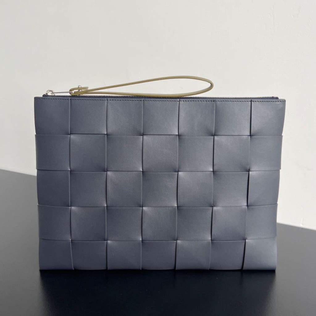 BOTTEGA VENETA LARGE CASSETTE POUCH 35 IN TROUT GRAY CALFSKIN