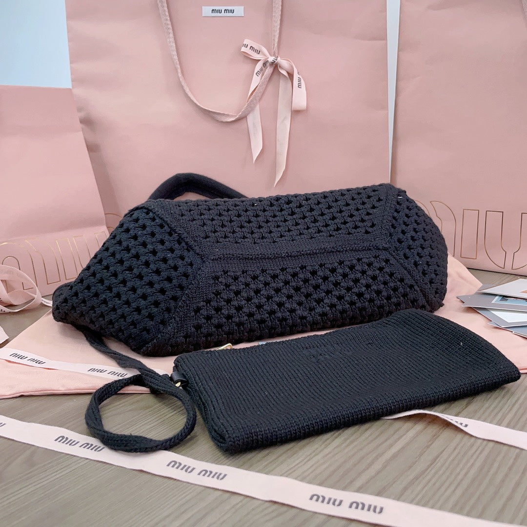 MIU MIU HOLLOW KNITTED SHOPPING BAG 28 IN BLACK MIX WHITE WOOL