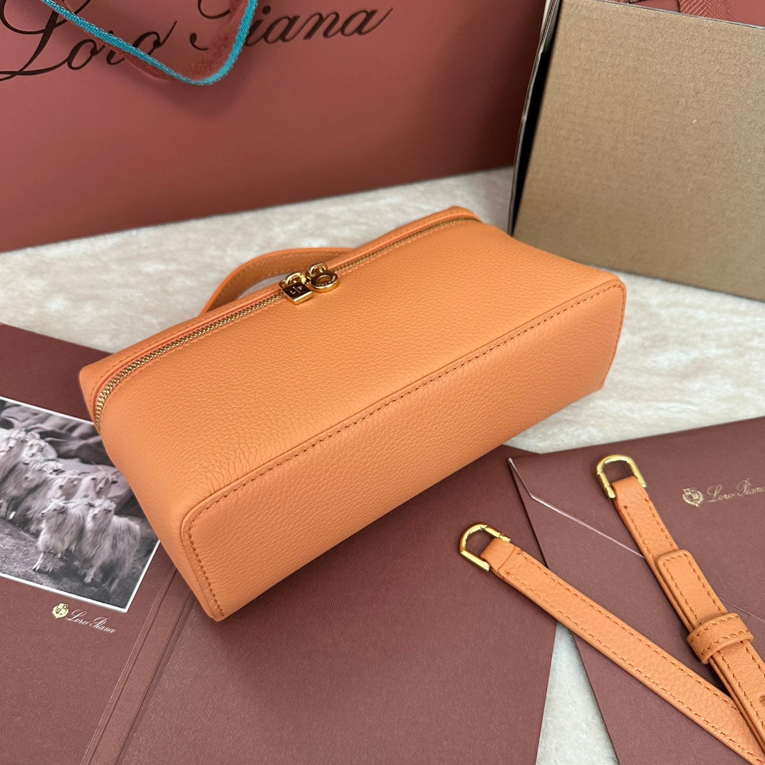 LORO PIANA EXTRA POCKET L19 IN MANGO ORANGE GRAINED CALFSKIN WITH GOLD HARDWARE