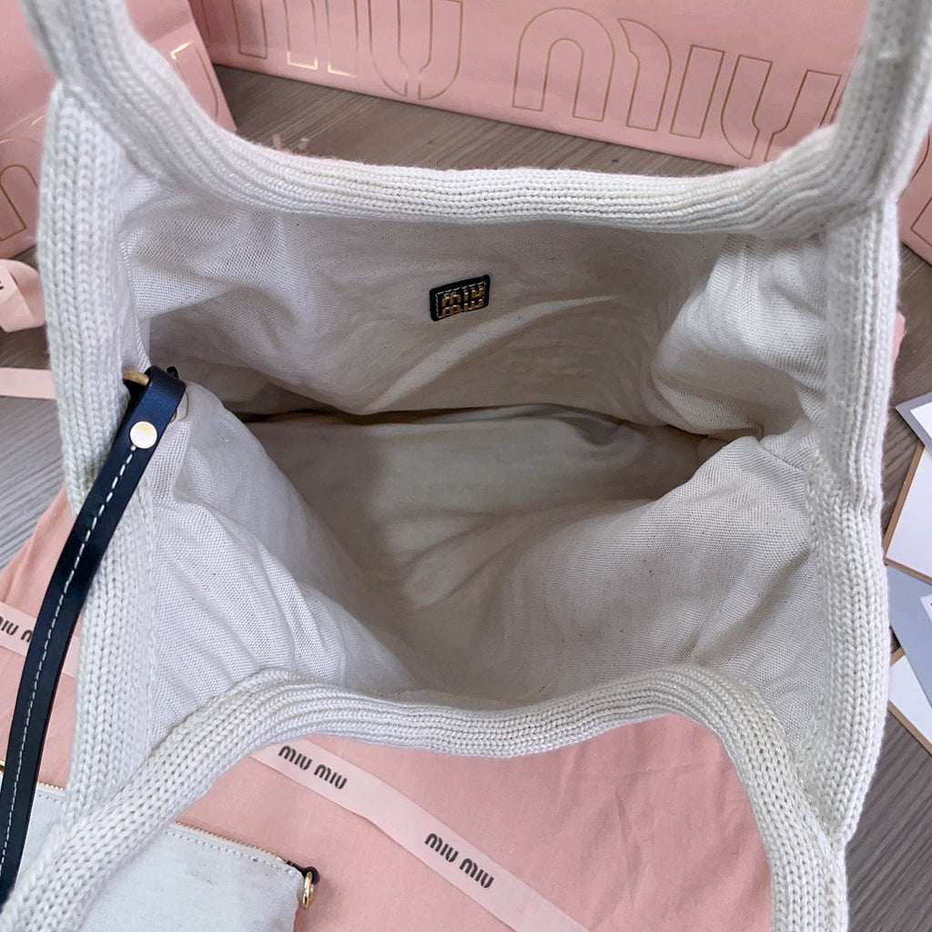 MIU MIU HOLLOW KNITTED TOTE BAG 40 IN WHITE MIX BLACK WOVEN FABRIC