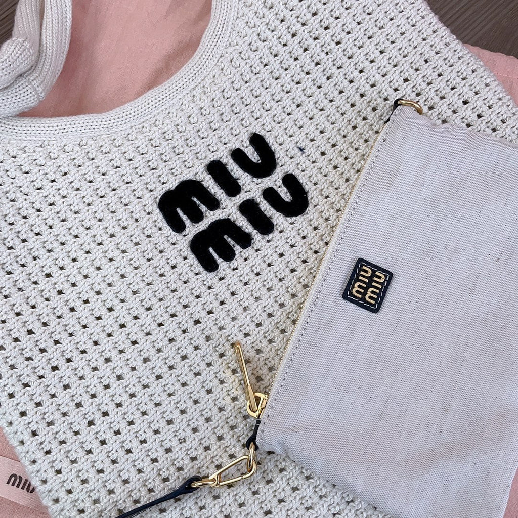MIU MIU HOLLOW KNITTED TOTE BAG 40 IN WHITE MIX BLACK WOVEN FABRIC