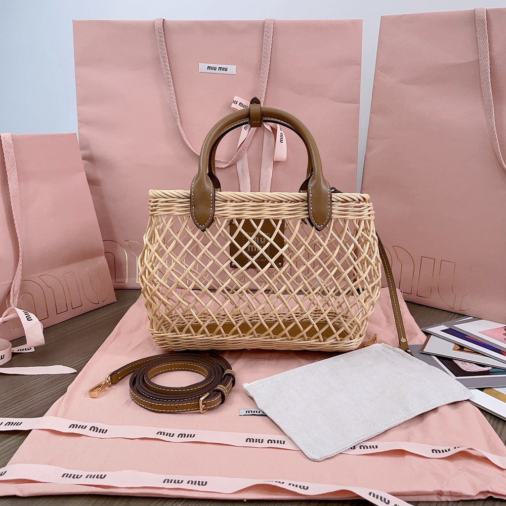 MIU MIU WOVEN HOLLOW BAG 24 IN BEIGE RATTAN AND BROWN CALFSKIN TRIM