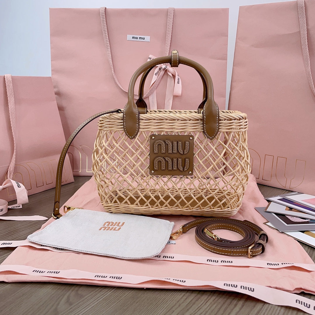 MIU MIU WOVEN HOLLOW BAG 24 IN BEIGE RATTAN AND BROWN CALFSKIN TRIM