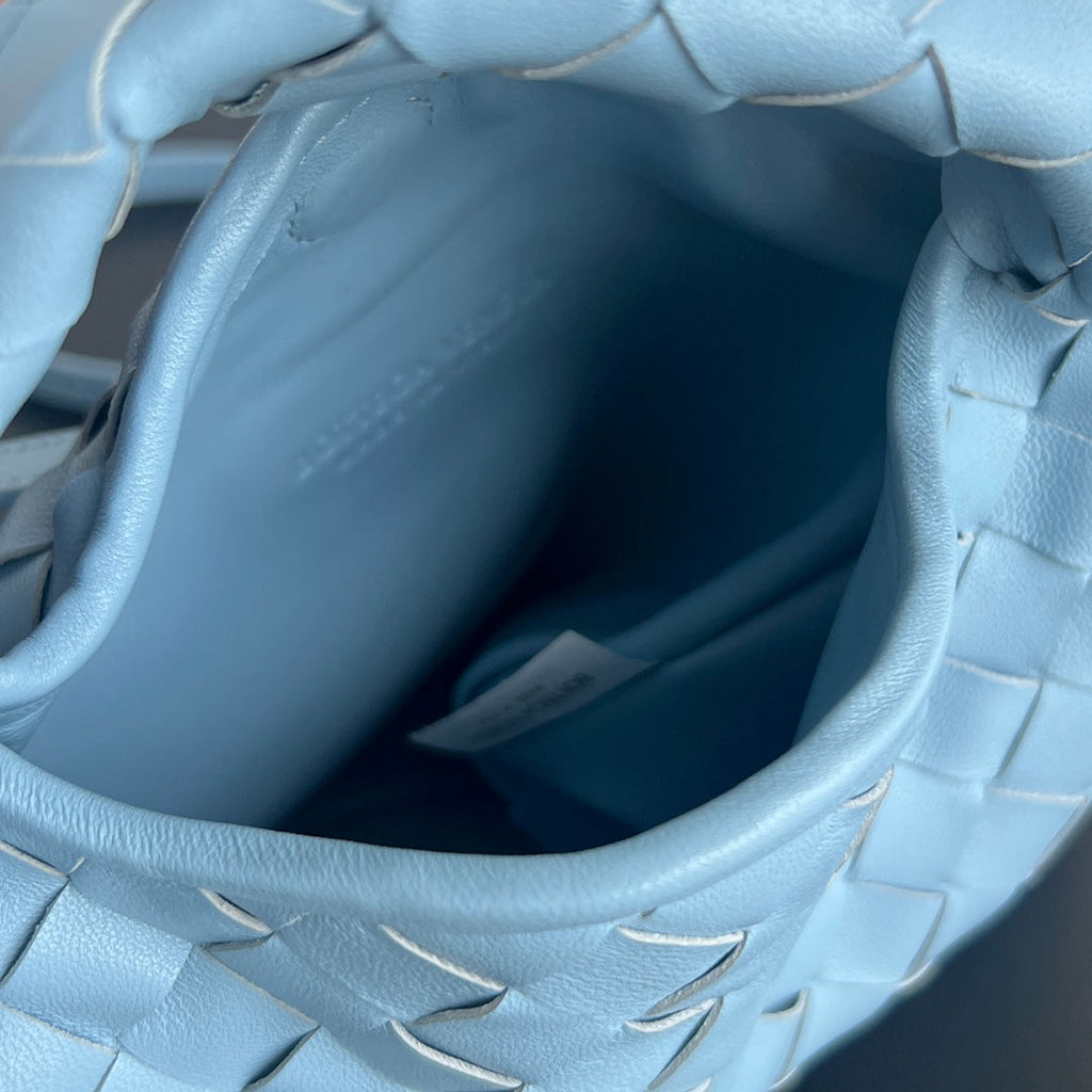 BOTTEGA VENETA MINI HOP 25 IN SKY BLUE CALFSKIN