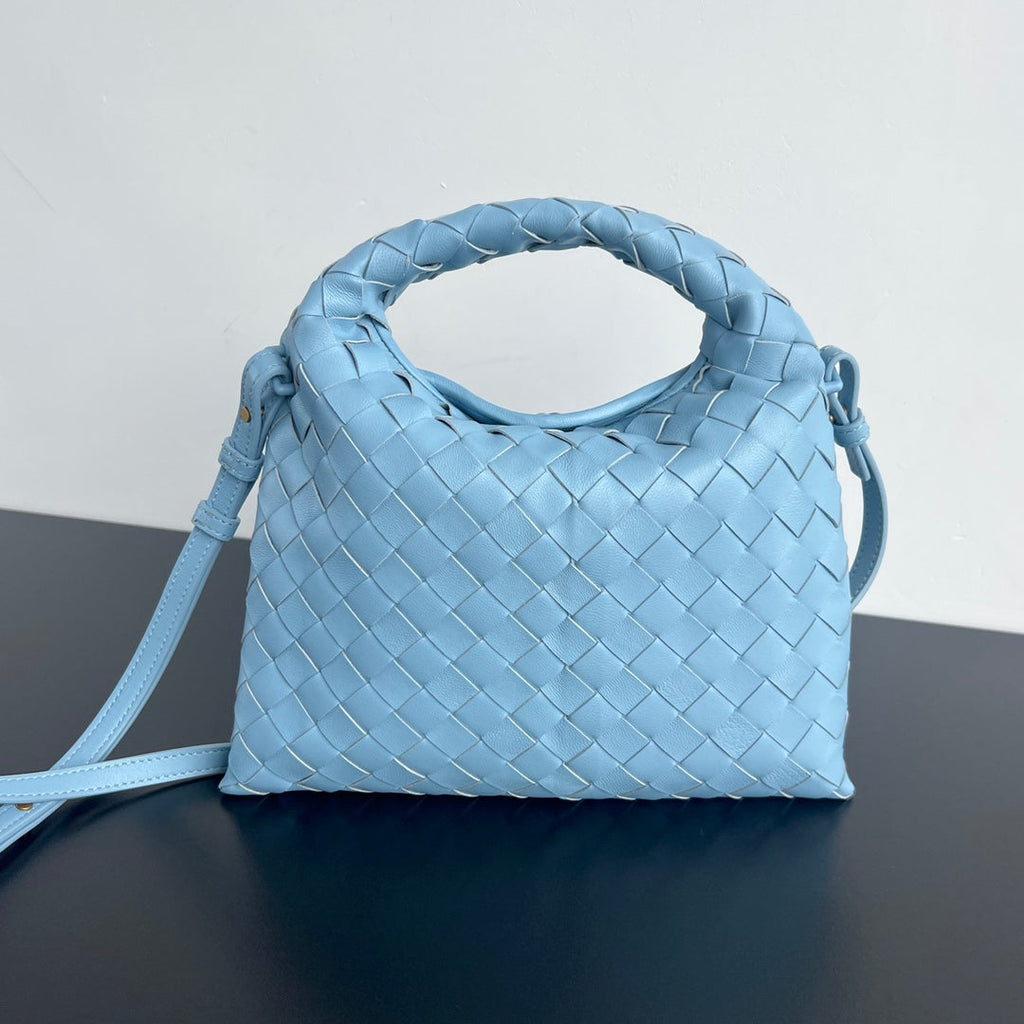 BOTTEGA VENETA MINI HOP 25 IN SKY BLUE CALFSKIN