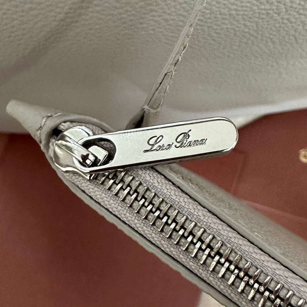 LORO PIANA MEDIUM 36 BAG IN PALE GRAY CALFSKIN WITH SILVER HARDWARE