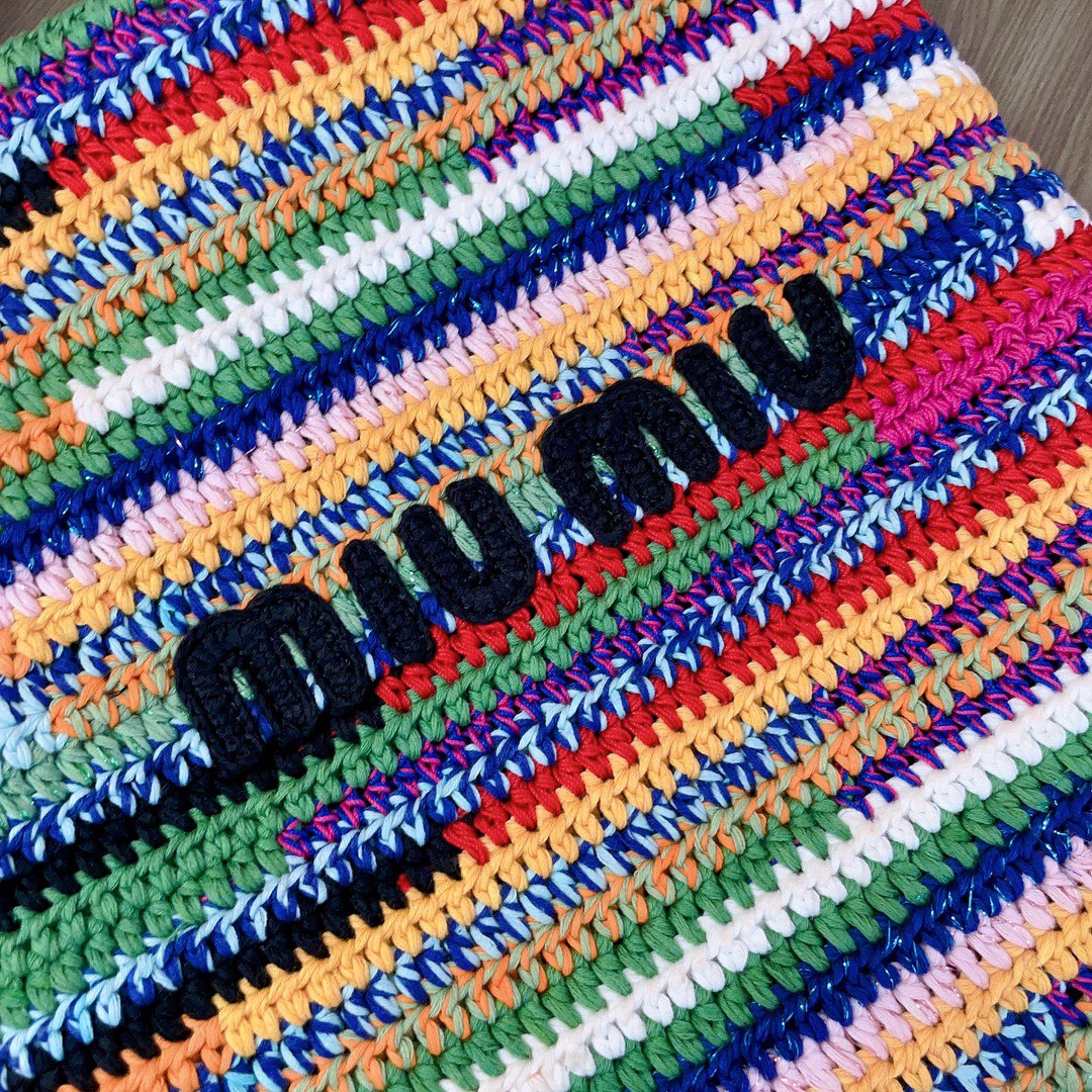 MIU MIU CROCHET TOTE BAG 38 IN MULTICOLORED WOVEN RAFFIA
