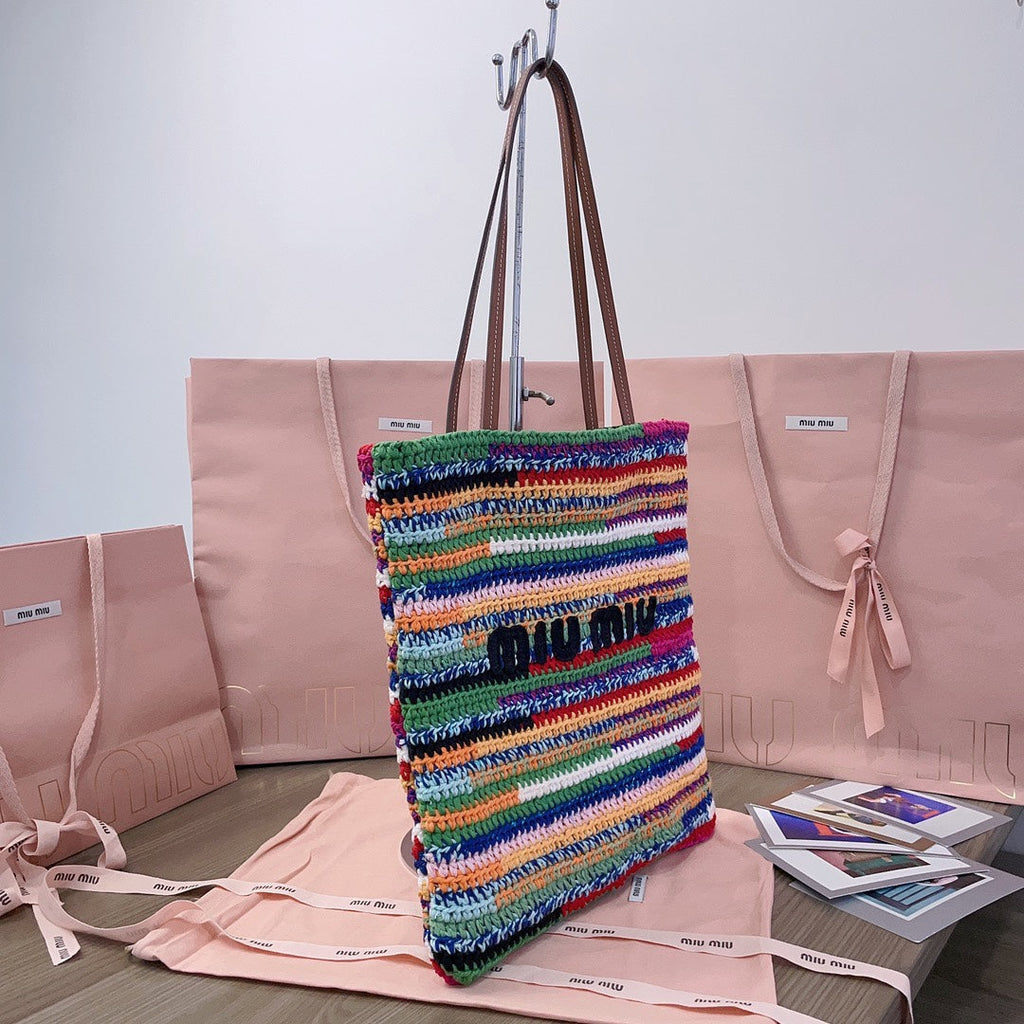 MIU MIU CROCHET TOTE BAG 38 IN MULTICOLORED WOVEN RAFFIA