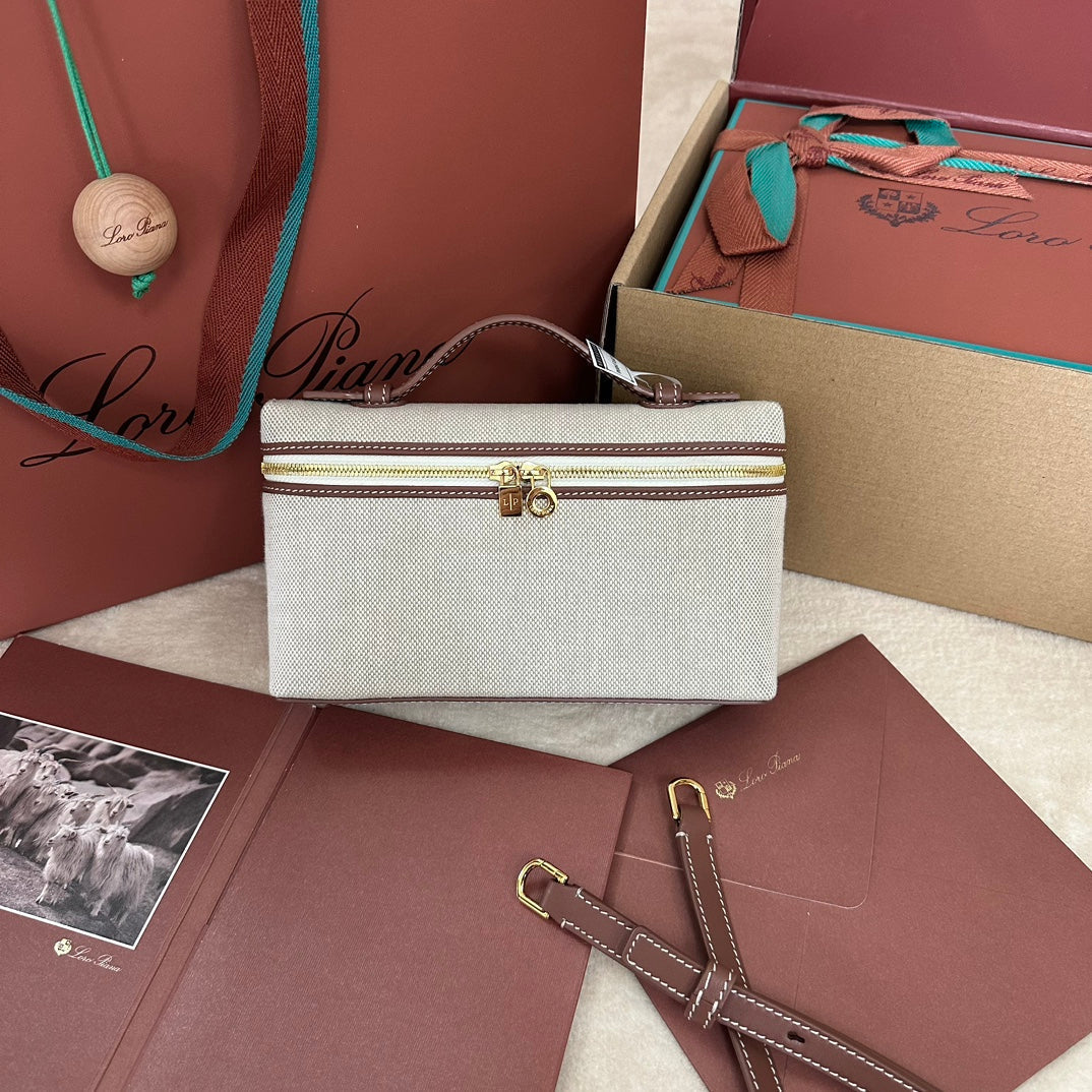 LORO PIANA EXTRA POCKET L19 IN WHITE CANVAS AND CHESTNUT BROWN CALFSKIN WITH GOLD HARDWARE