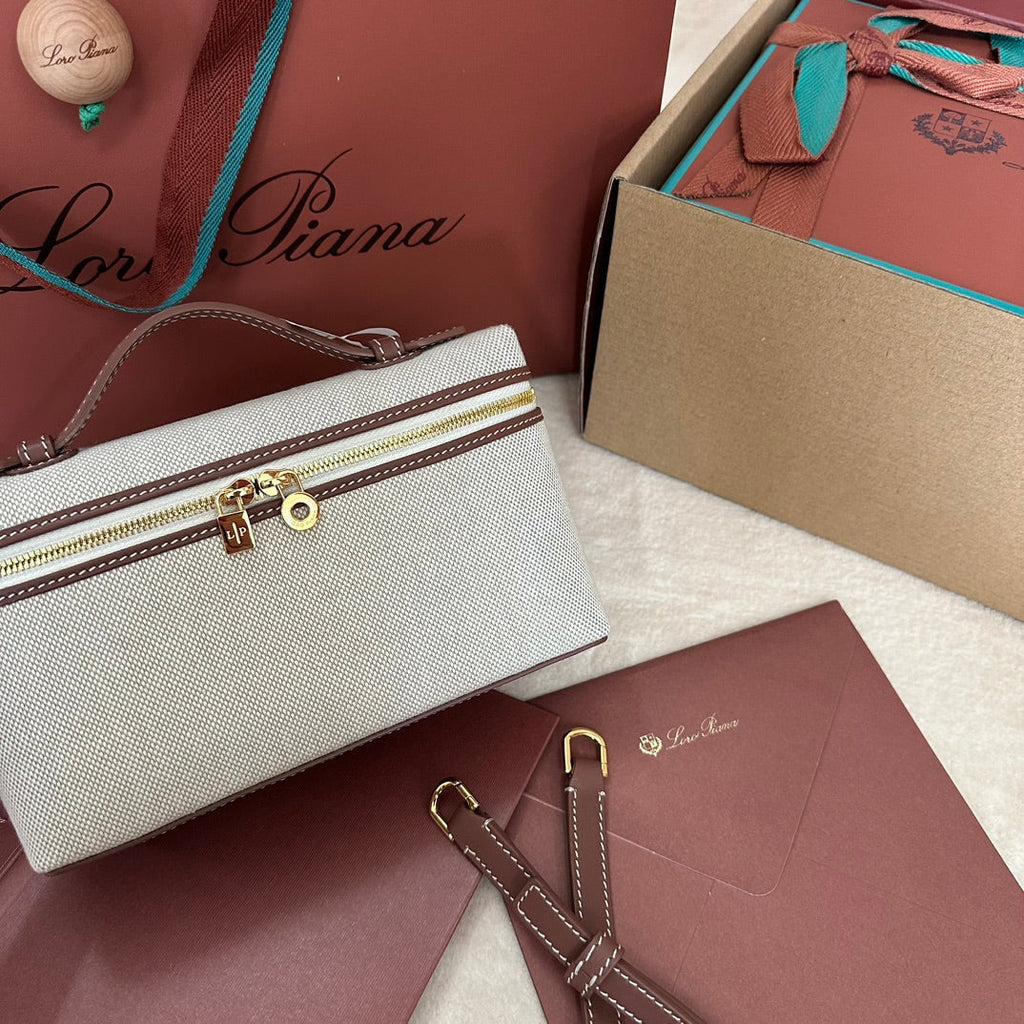 LORO PIANA EXTRA POCKET L19 IN WHITE CANVAS AND CHESTNUT BROWN CALFSKIN WITH GOLD HARDWARE