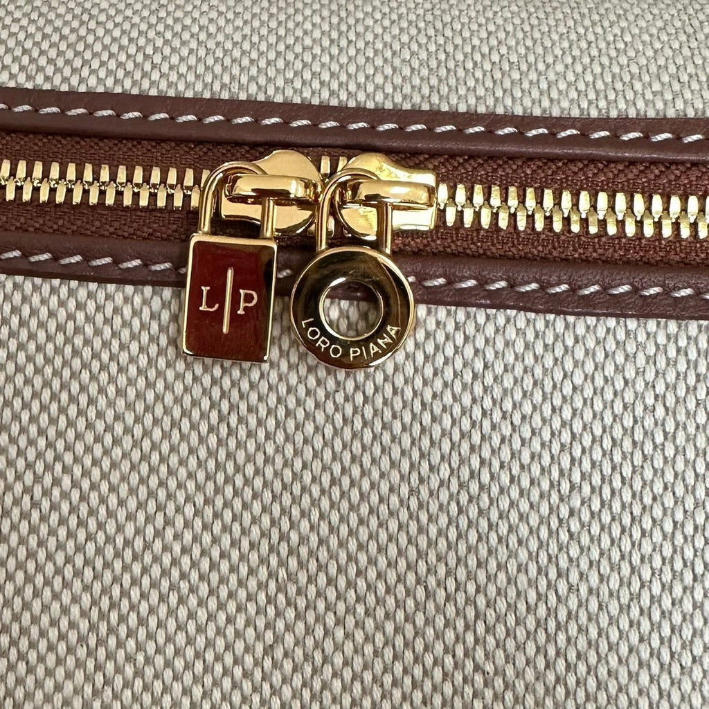 LORO PIANA EXTRA POCKET L19 IN WHITE CANVAS AND CHESTNUT BROWN CALFSKIN WITH GOLD HARDWARE