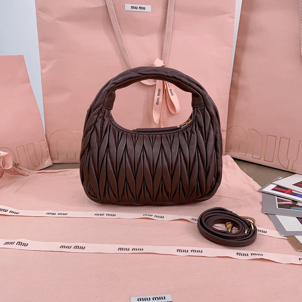 MIU MIU WANDER HANDBAG 23 IN CHESTNUT BROWN LAMBSKIN