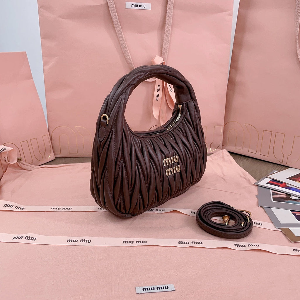 MIU MIU WANDER HANDBAG 23 IN CHESTNUT BROWN LAMBSKIN