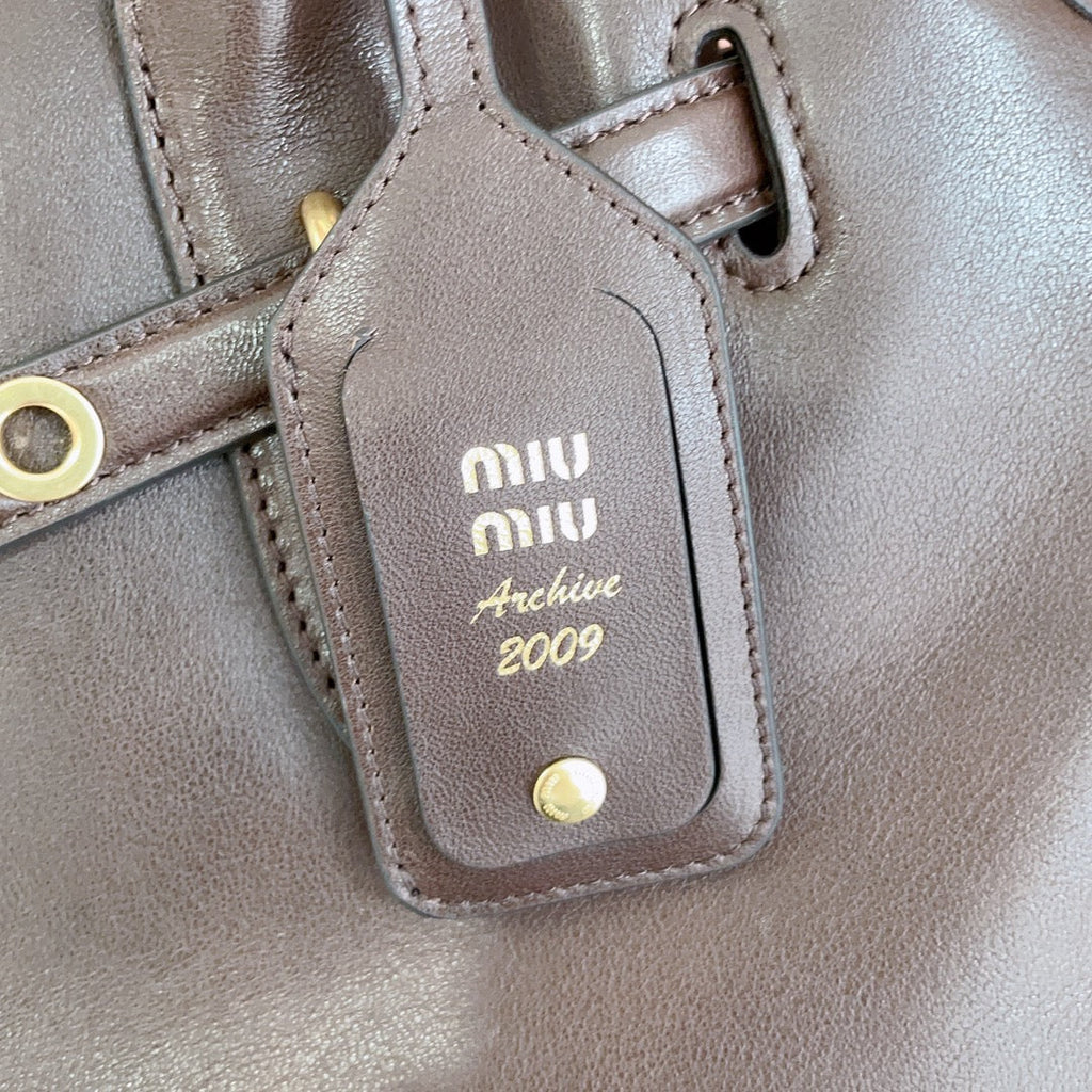 MIU MIU AVENTURE NAPPA BAG 40 IN CHESTNUT LAMBSKIN GOLD HARDWARE