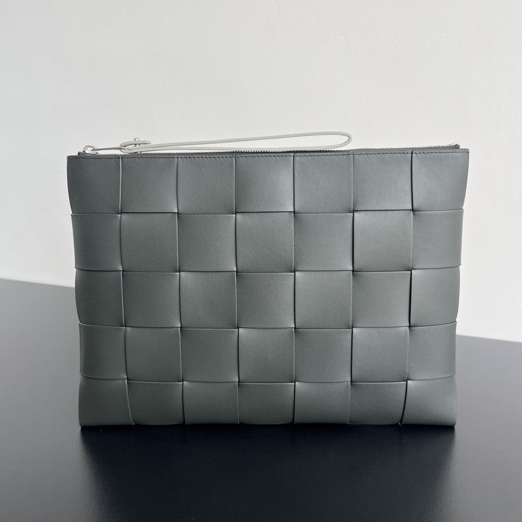 BOTTEGA VENETA LARGE CASSETTE POUCH 35 IN CORDUROY GRAY CALFSKIN