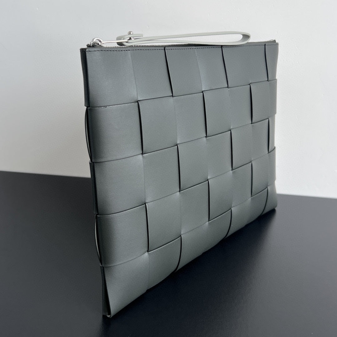 BOTTEGA VENETA LARGE CASSETTE POUCH 35 IN CORDUROY GRAY CALFSKIN