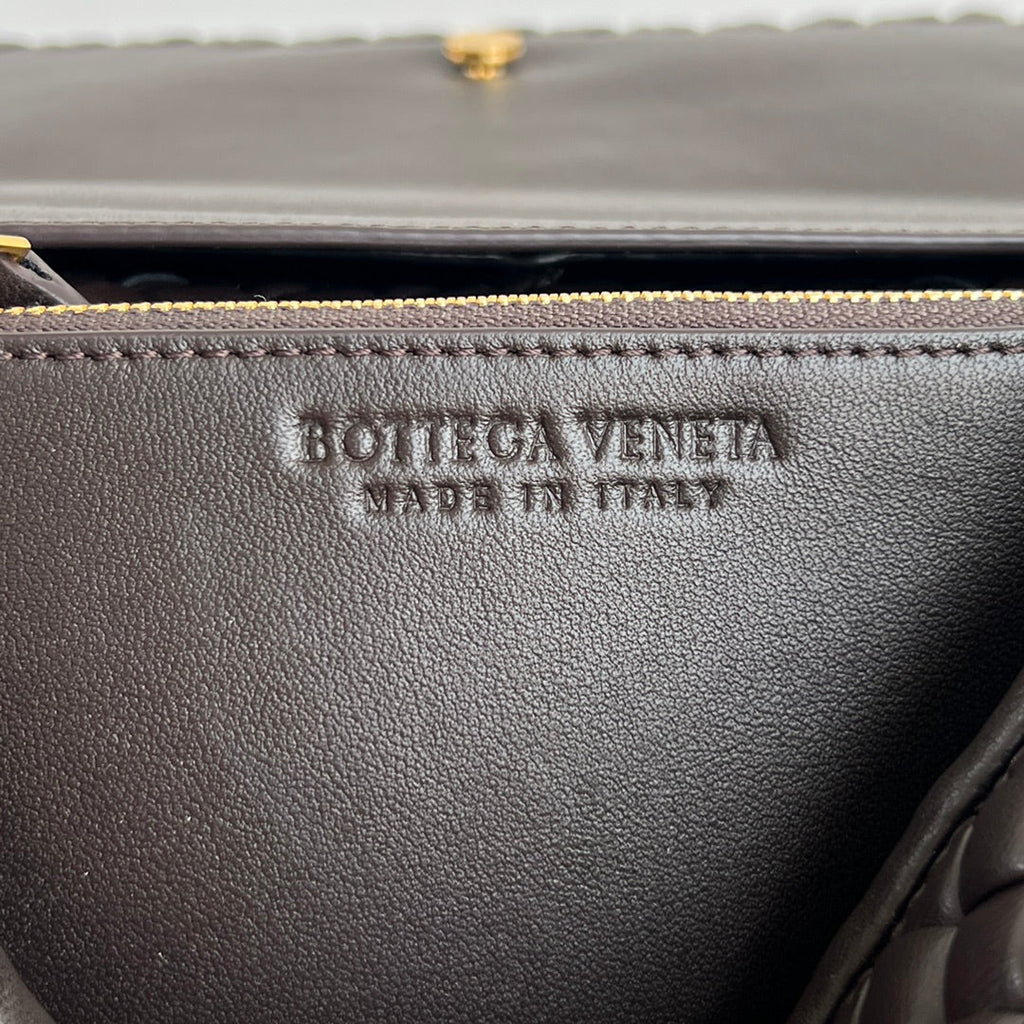 BOTTEGA VENETA PATTI SHOULDER BAG 26 IN CHOCOLATE LAMBSKIN