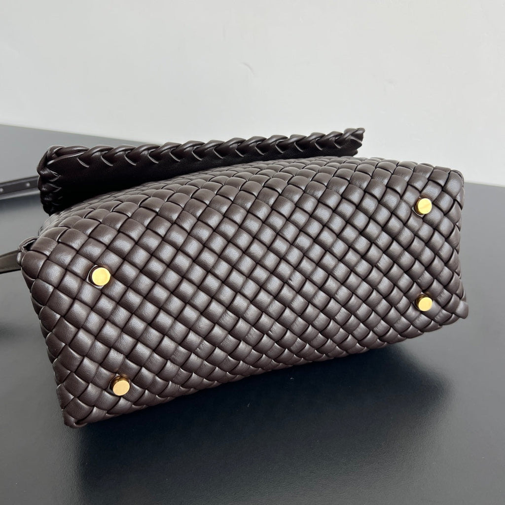 BOTTEGA VENETA PATTI SHOULDER BAG 26 IN CHOCOLATE LAMBSKIN