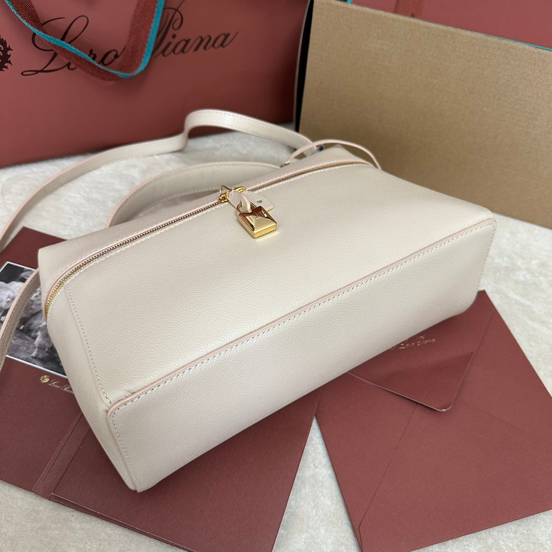 LORO PIANA EXTRA BAG L27 IN LIGHT PINK SMOOTH CALFSKIN WITH GOLD HARDWARE