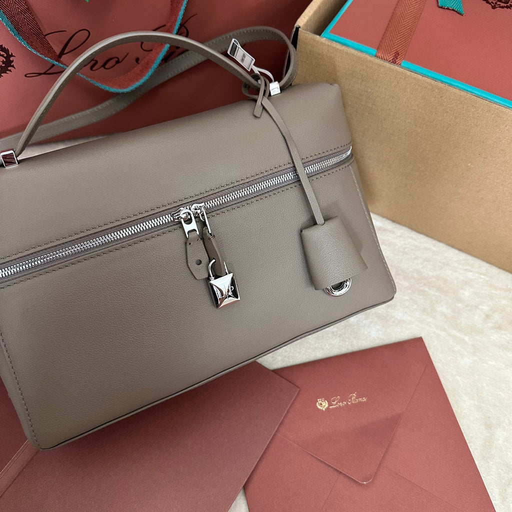 LORO PIANA EXTRA BAG L27 IN CEDAR BROWN SMOOTH CALFSKIN