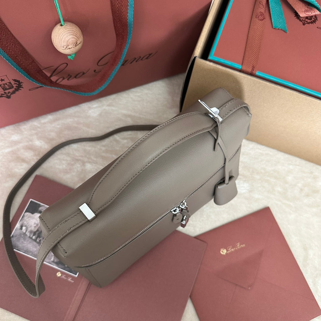 LORO PIANA EXTRA BAG L27 IN CEDAR BROWN SMOOTH CALFSKIN