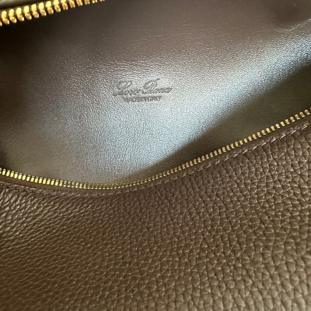 LORO PIANA EXTRA POCKET L19 IN DARK BROWN CALFSKIN WITH GOLD HARDWARE