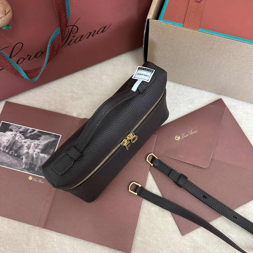 LORO PIANA EXTRA POCKET L19 IN DARK BROWN CALFSKIN WITH GOLD HARDWARE