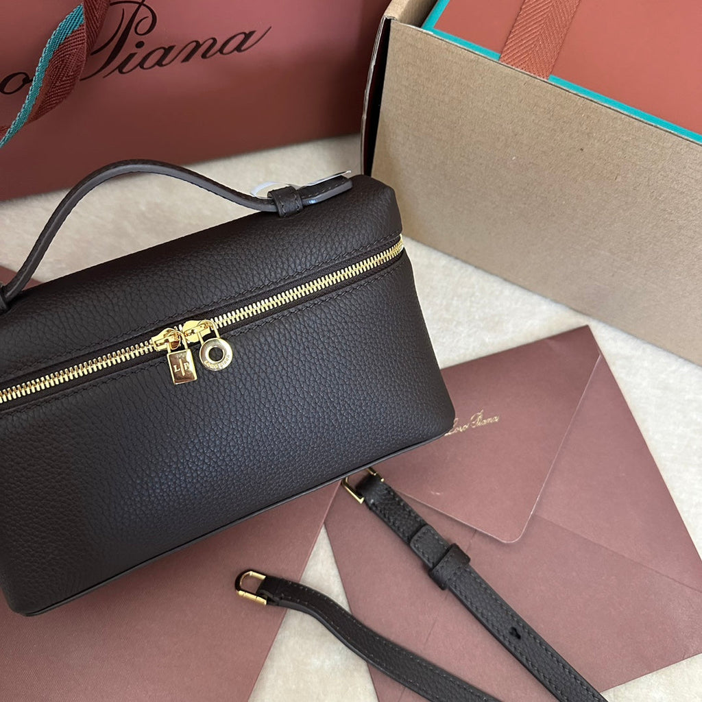 LORO PIANA EXTRA POCKET L19 IN DARK BROWN CALFSKIN WITH GOLD HARDWARE