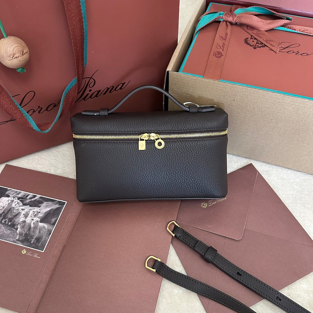 LORO PIANA EXTRA POCKET L19 IN DARK BROWN CALFSKIN WITH GOLD HARDWARE