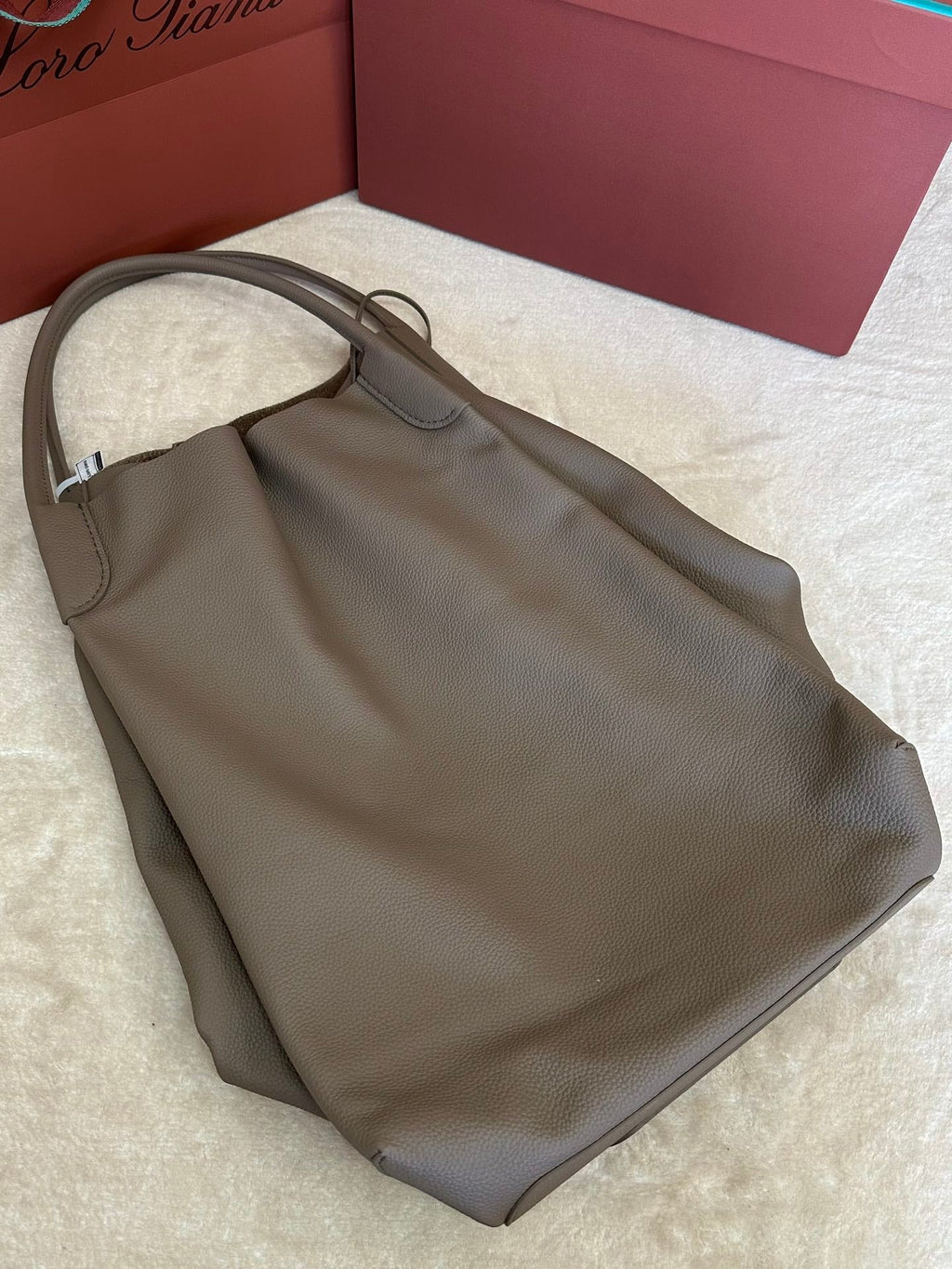 LORO PIANA BALE HOBO EXTRA LARGE 40 BAG IN MEDIUM BROWN CALFSKIN