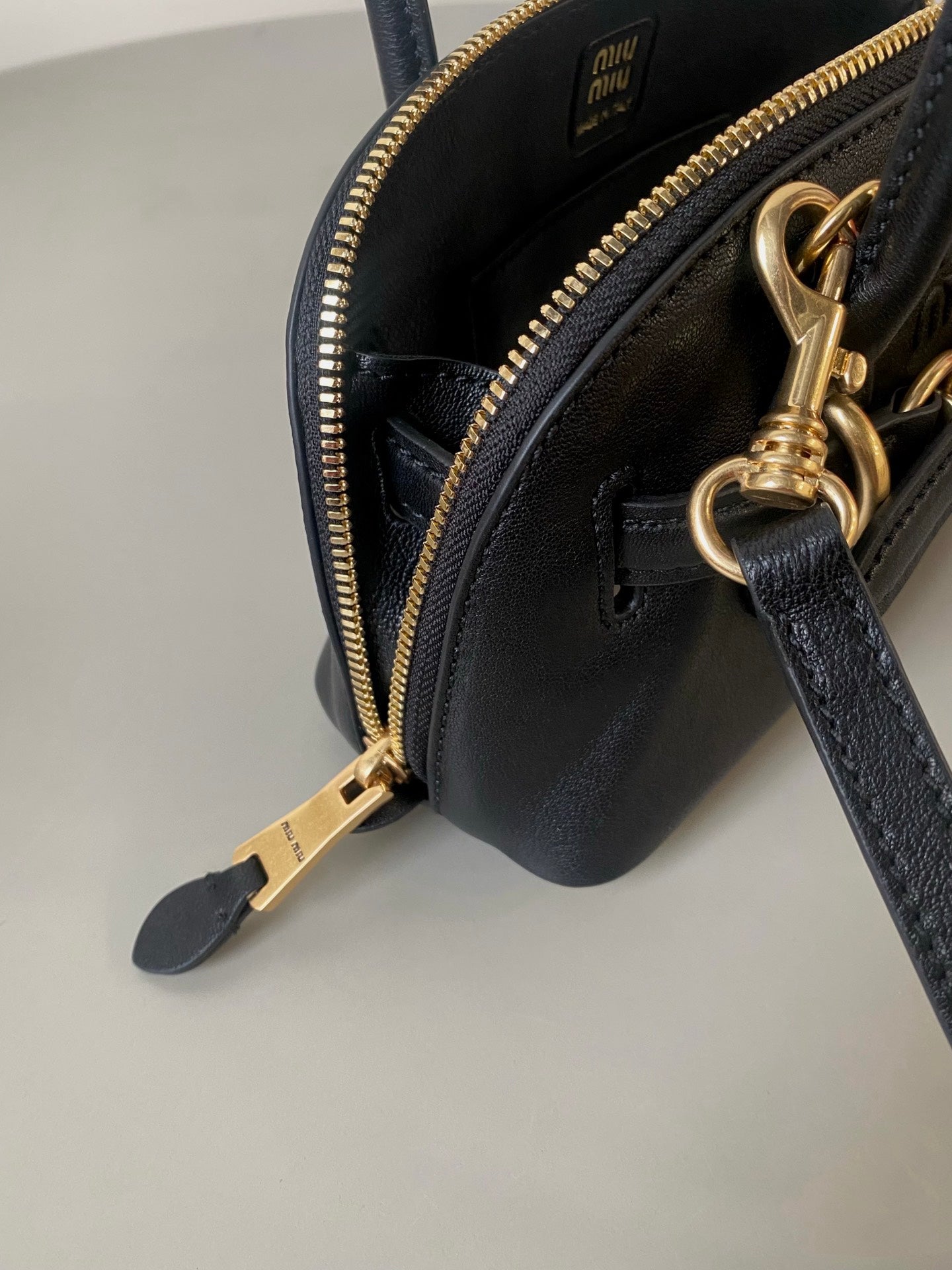 MIU MIU AVENTURE NAPPA MINI BAG 21 IN BLACK CALFSKIN GOLD HARDWARE
